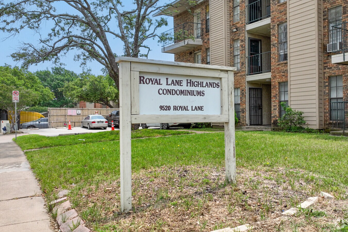 Photo - Royal Lane Highlands Condominiums