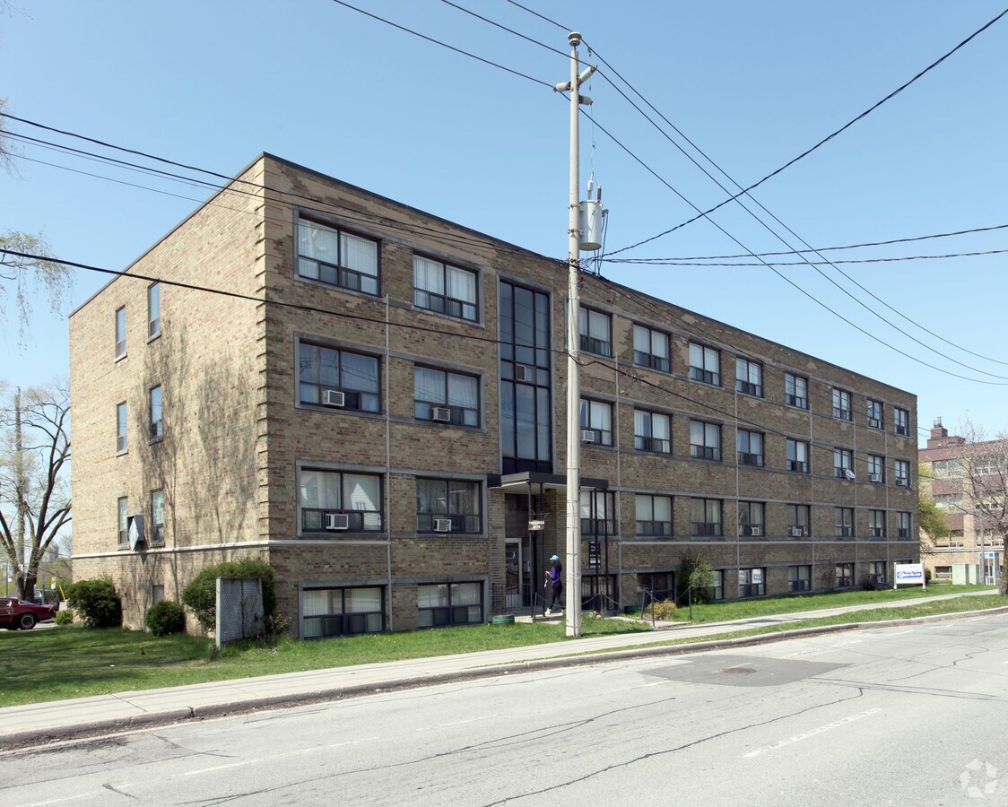 Photo - Six Points Suites | 40 Trethewey Dr