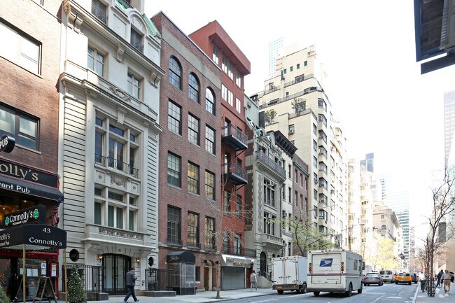 Photo - 37 West 54th Street