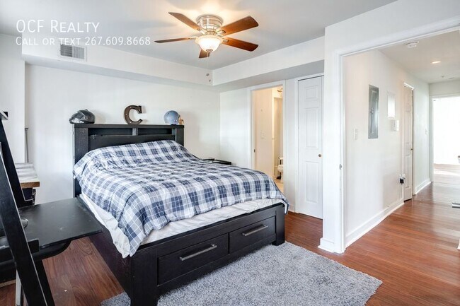 Photo - Rittenhouse Two Bedroom Apt Unit 3