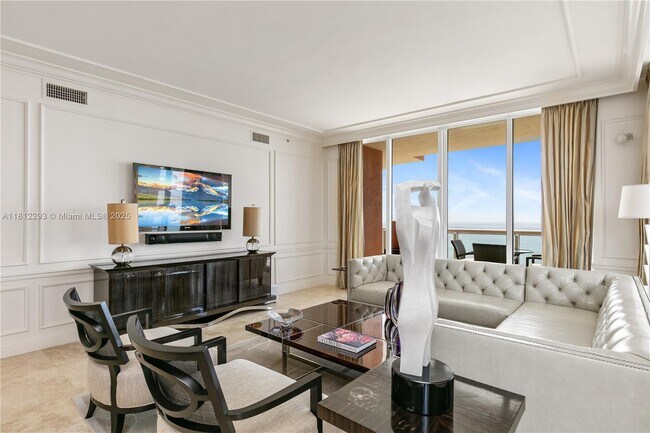 Photo - 17875 Collins Ave Unidad 1706