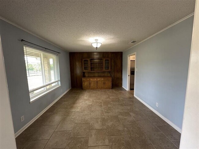 Photo - 14508 Hwy 31 W