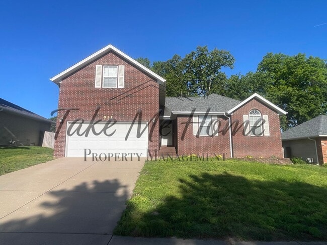 Building Photo - 4 Bedroom Home in Nixa School District!
