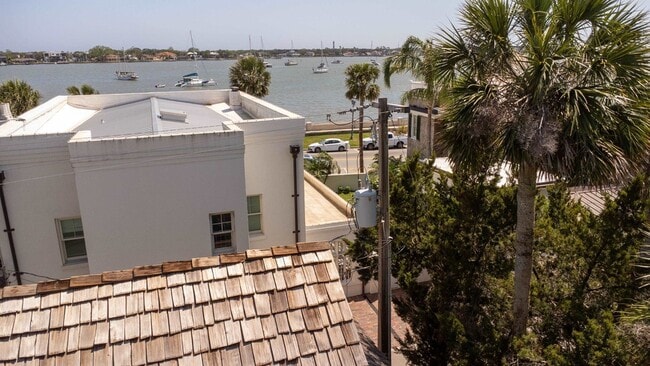 Photo - 76 Marine St