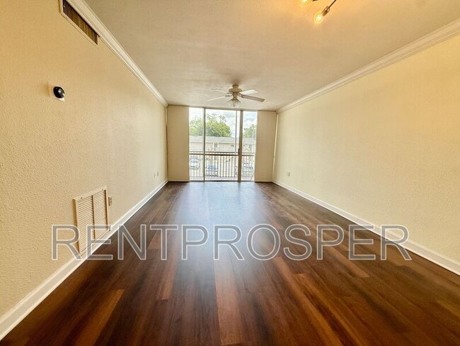 Photo - 1100 Delaney Ave Unit F201