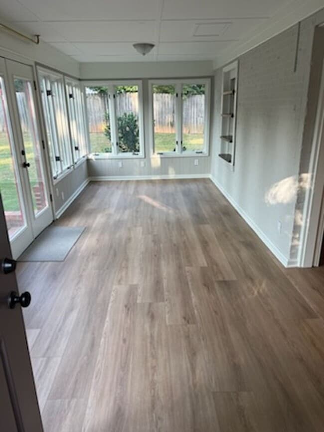 Photo - 670 Ridgewood Ave