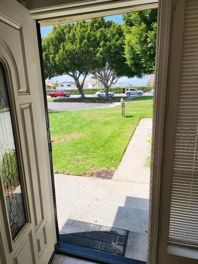 Photo - Sharp Townhouse on Victoria Avenue across from the Marina