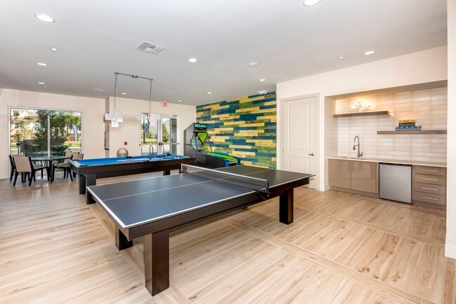 Photo - Magnolia Square