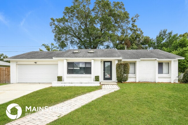 Photo - 931 Alameda Dr