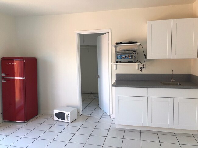 Photo - 531 Brooks Ave Apartments Unit 1A