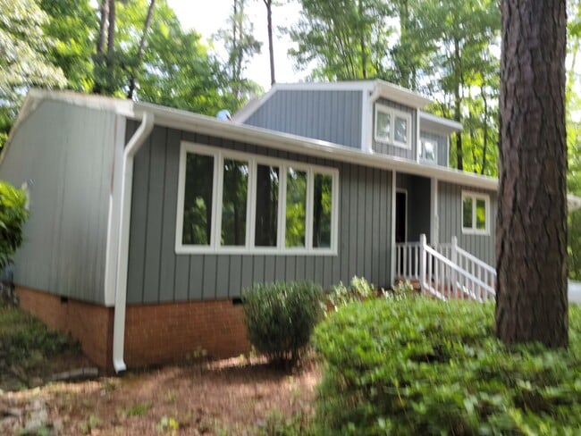 Photo - Three Bedroom Home!