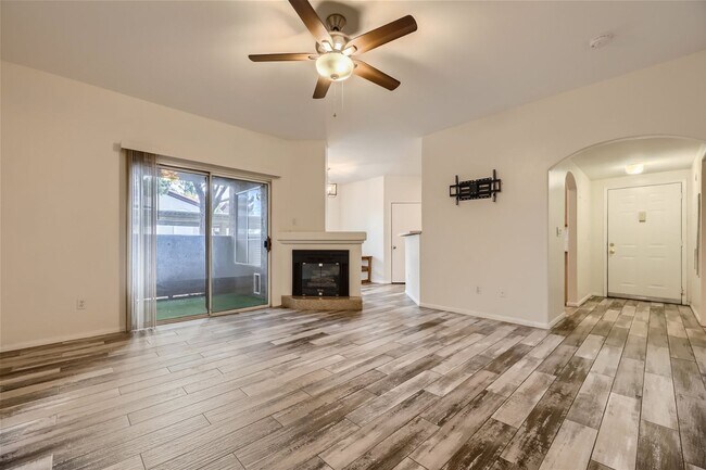 Photo - 1 Bedroom First Floor Unit in South Las Vegas!