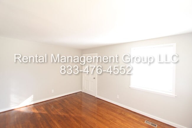 Photo - 3 Bedroom 1.5Bath - New On The Market! Better Hurry To See This One!!