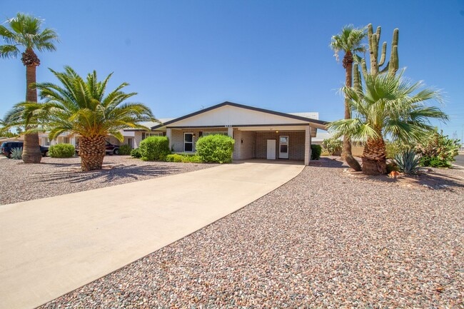 Building Photo - *COMING SOON* Nice 2 bedroom 1.5 bath in a... Rental
