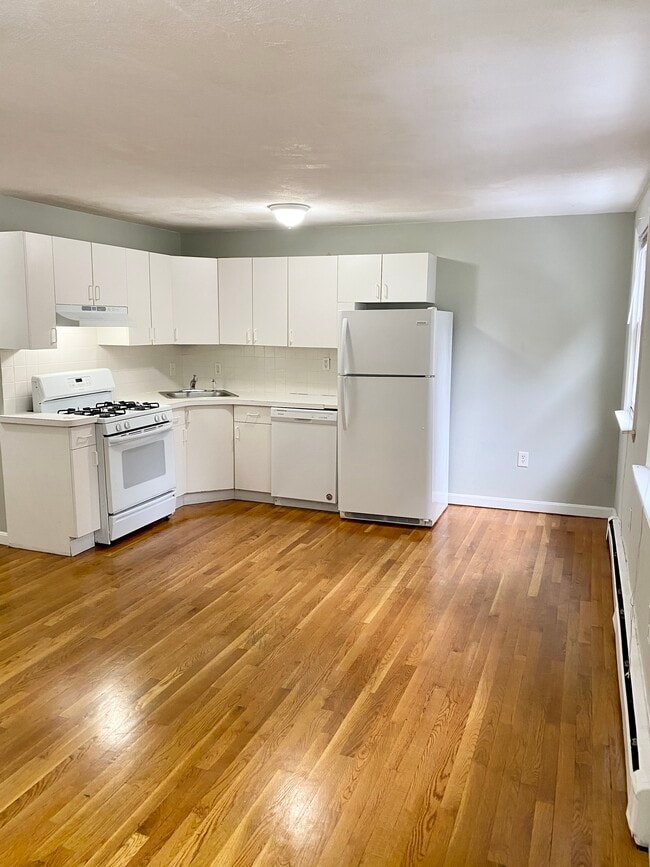 Photo - 75 7th St Unit 1