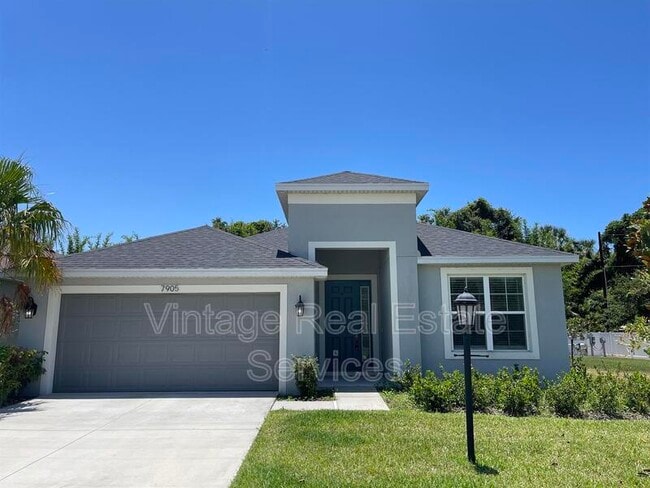 Building Photo - 7905 Silver Clover Ct