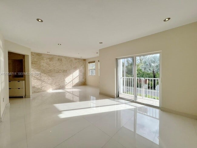 Photo - 8800 NW 97th Ave Unit 204
