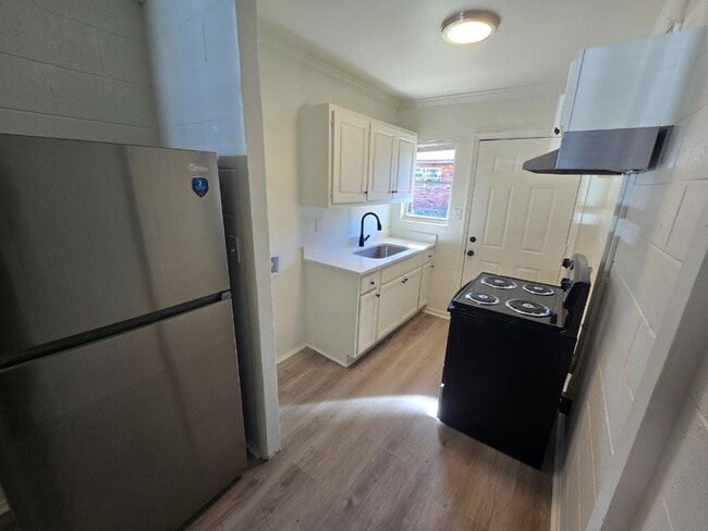 Building Photo - 782 Terminal Ct