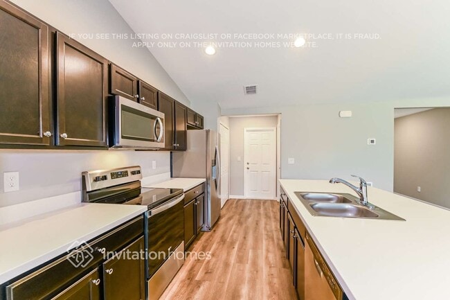 Photo - 26201 Mindanao Ln