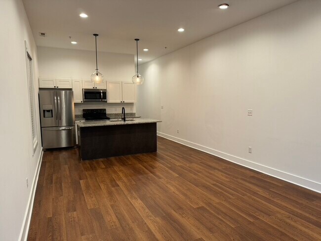 Photo - 2100 W Cary St Unit 100