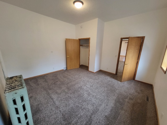 403 1st Ave NE Unidad 1