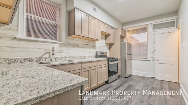 Photo - 2132 W Haddon-Unit 2 Unit 2