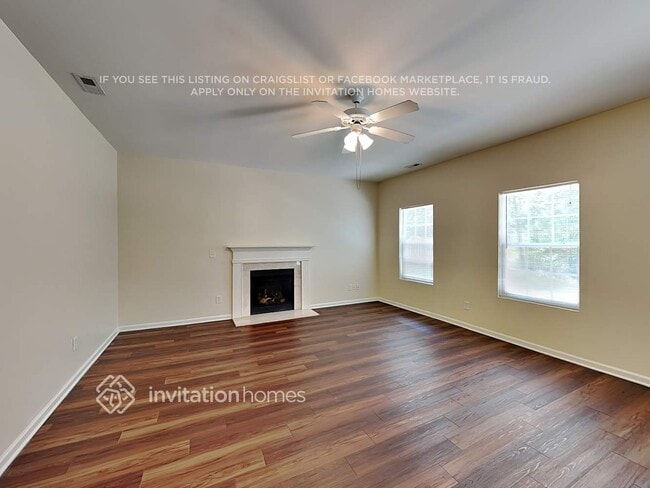 Photo - 911 Wind Carved Ln