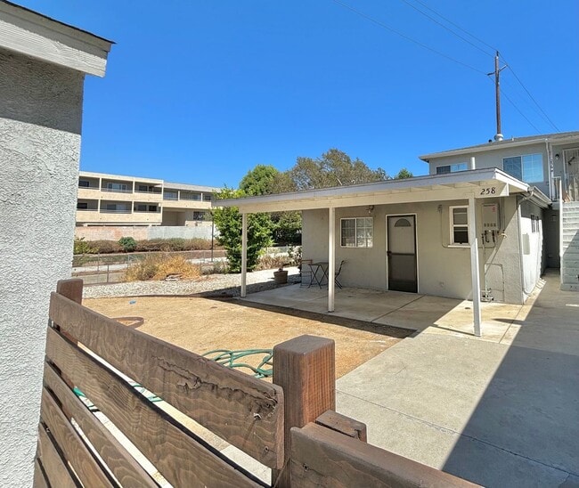 Photo - 256 W Valencia Ave Unit 258 W Valencia Ave