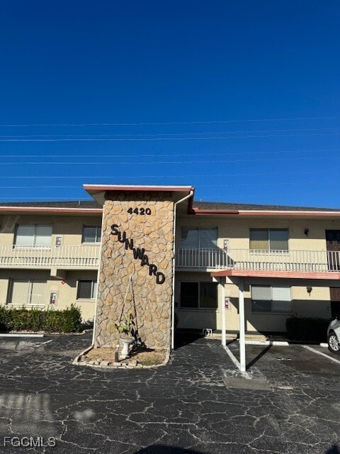 Building Photo - 4420 Santa Barbara Blvd Unit 205