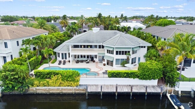 Building Photo - 396 E Coconut Palm Rd Rental