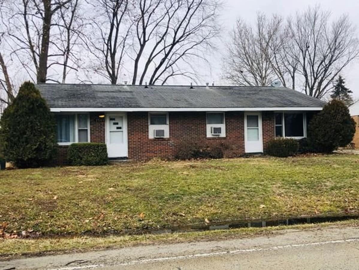 2Bedroom/1Bath duplex - 2Bedroom/1Bath duplex