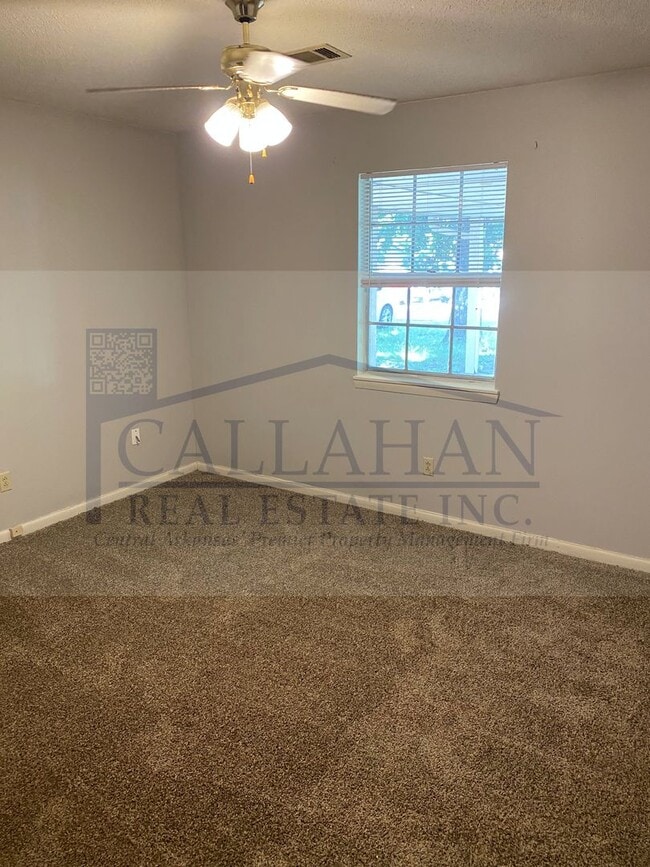 Photo - 8307 W Woodview Dr Unit B