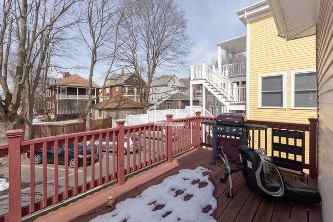 Photo - Brighton 3 Bedroom Available 9/1