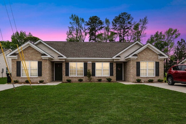 Building Photo - 214 Jeremy Ln