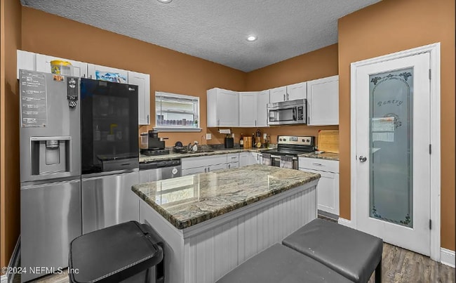 Photo - 6617 Osceola St