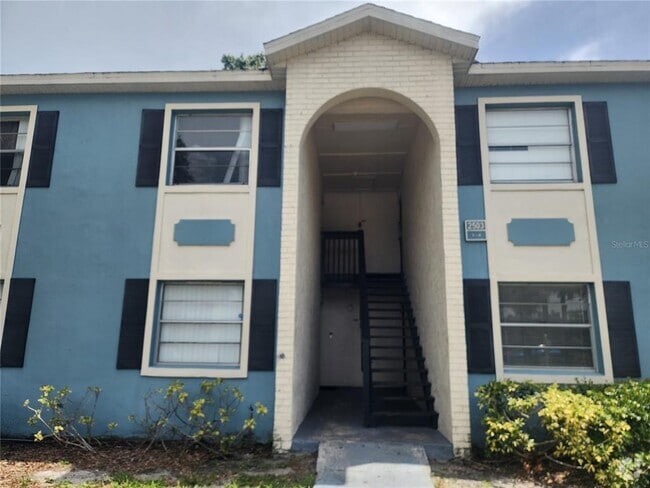 Building Photo - 2503 N Alafaya Trail Unit 1 Rental