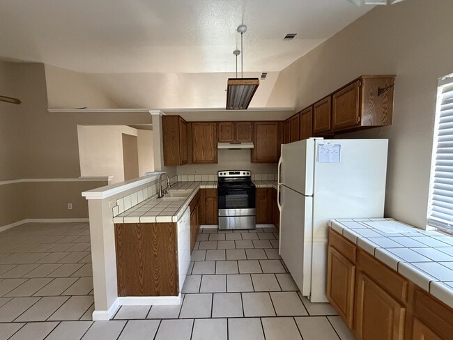 Photo - 501 Sears Dr