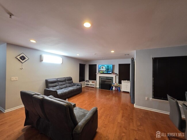 Photo - 78 Chariot Ct