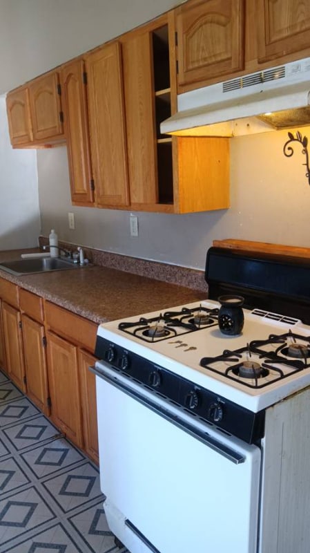 Photo - 650 Cranston St