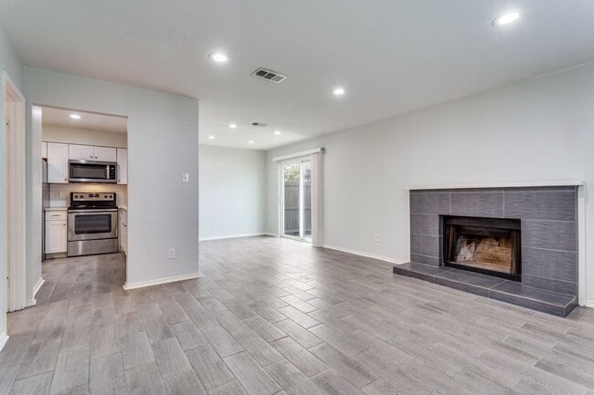 Building Photo - 13314 Goodland Pl Unit D Rental