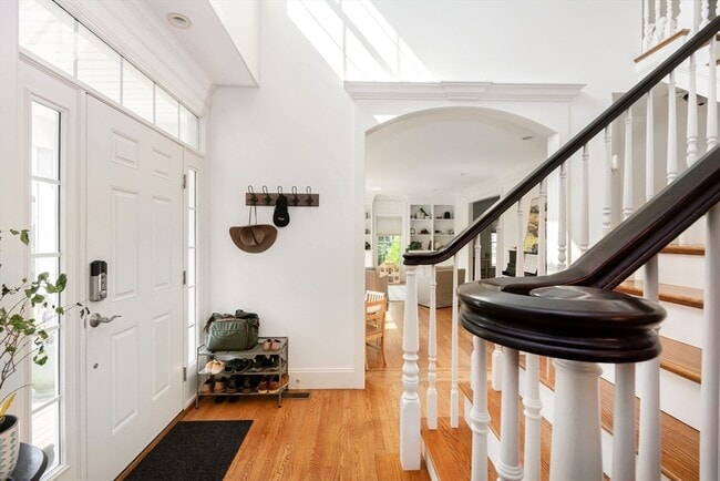 Photo - 14 Brattle Ln