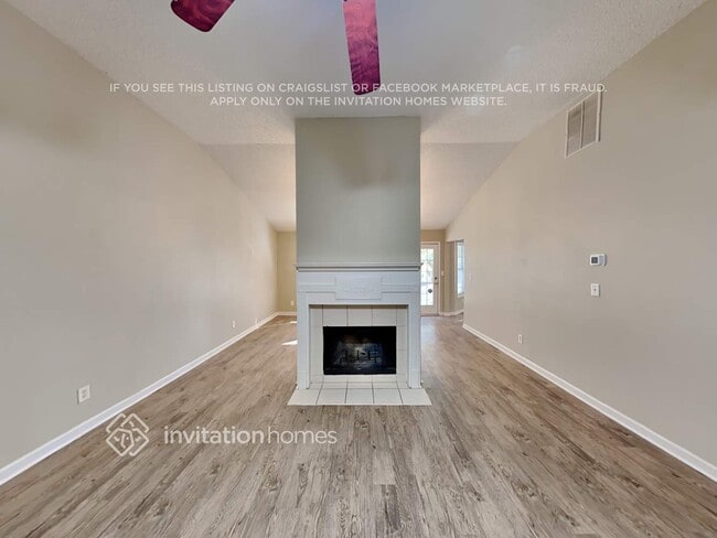 Photo - 290 Hunters Chase