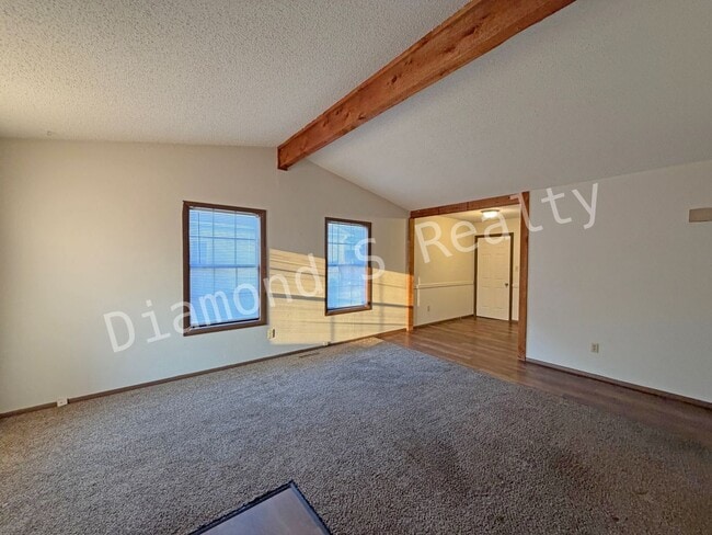 Photo - 1523-1523 N Clay Ave Unit 1521 N Clay Ave