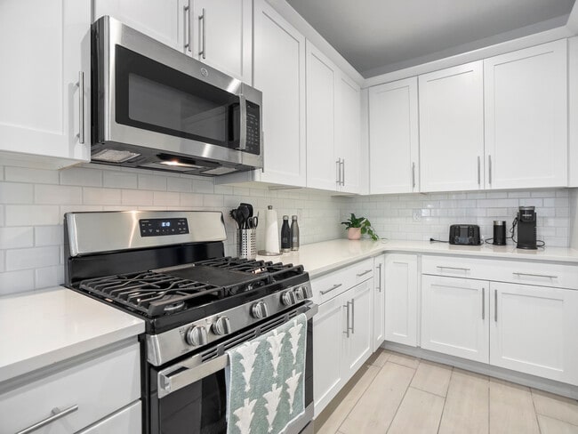 Photo - 11343 S 50th Ave