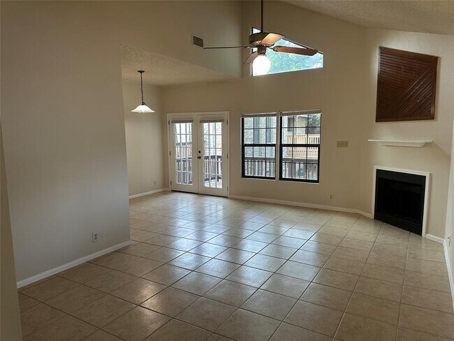 Photo - 7107 Silver Dale Dr