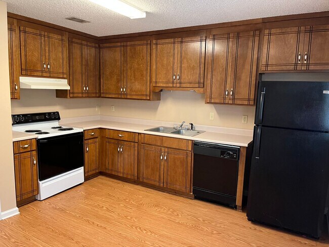 Photo - 2 Bedroom/2 Bath Duplex located in North V...