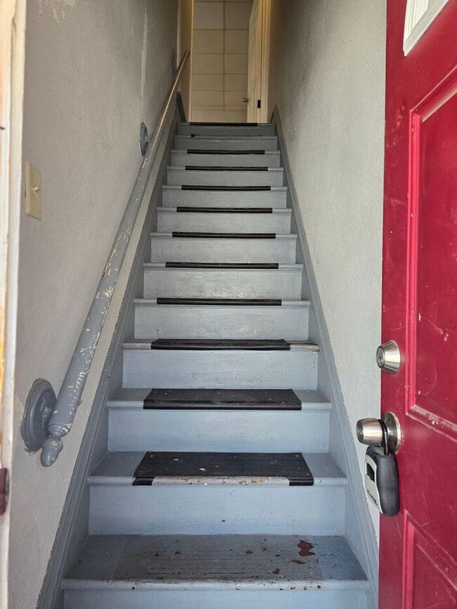 Recently renovated apartment waiting for new tenant