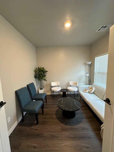 Photo - 533 NW 176th St