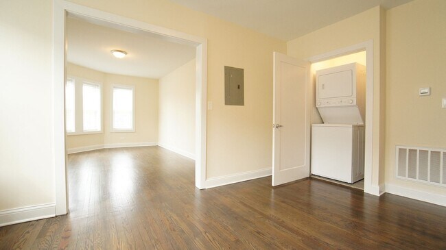 Photo - 3535 W North Ave Apartment Unit 2