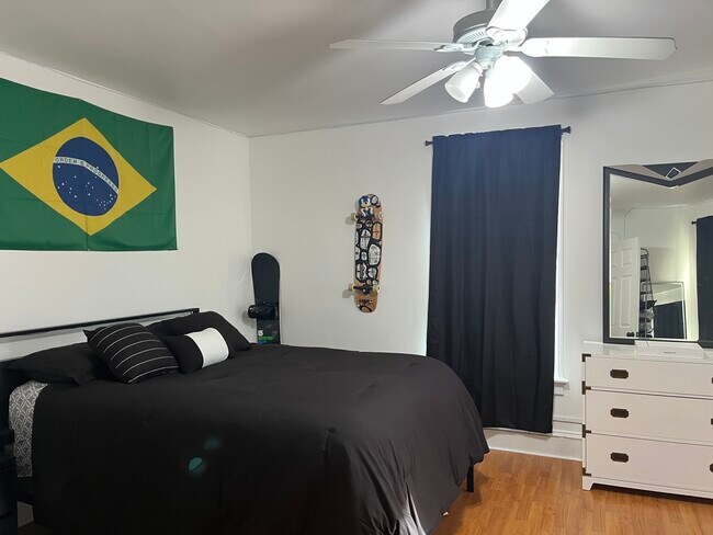 Photo - 13 Dr Aaron B Samuels Blvd